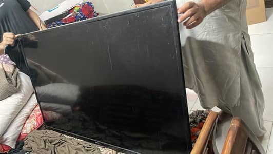 Orient 55 inch lcd read description