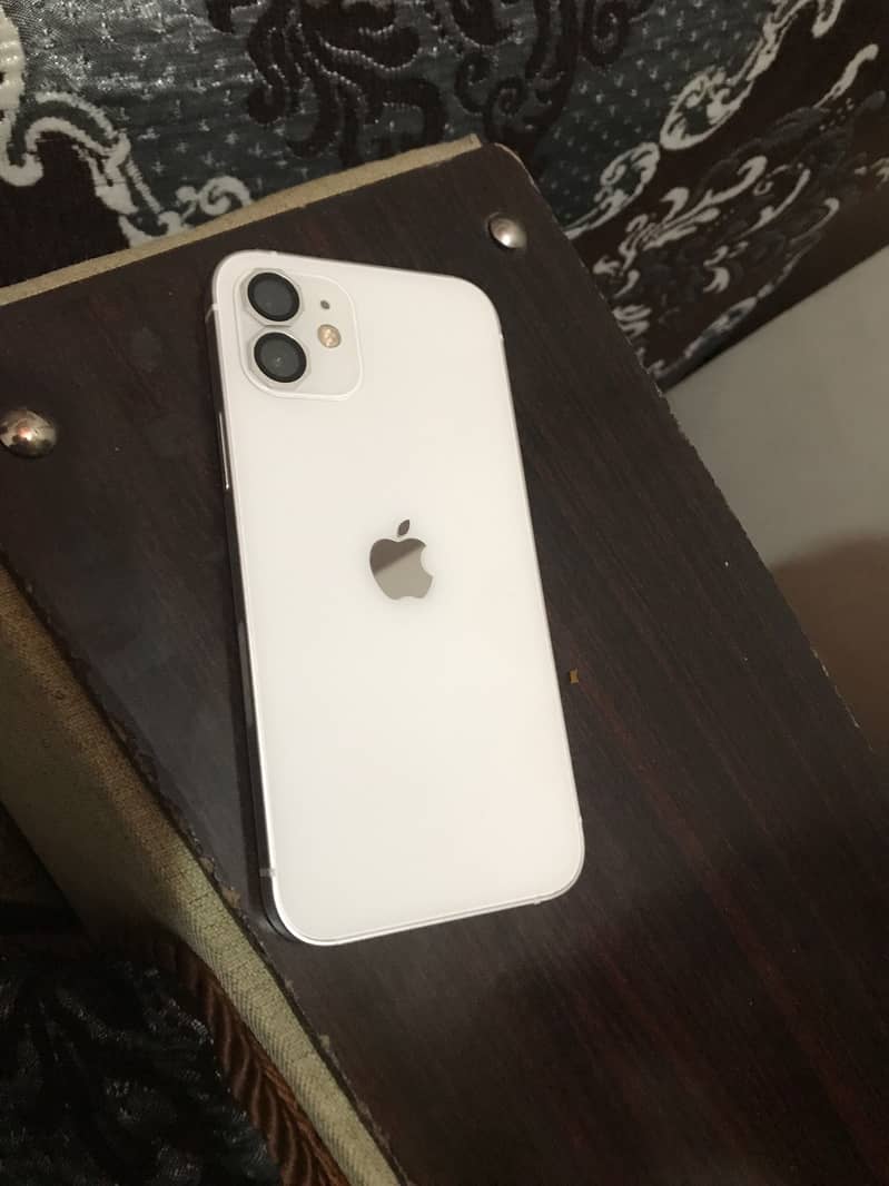 Apple iPhone 12 9