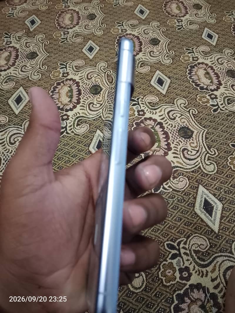 Google Pixel 8 Pro 2