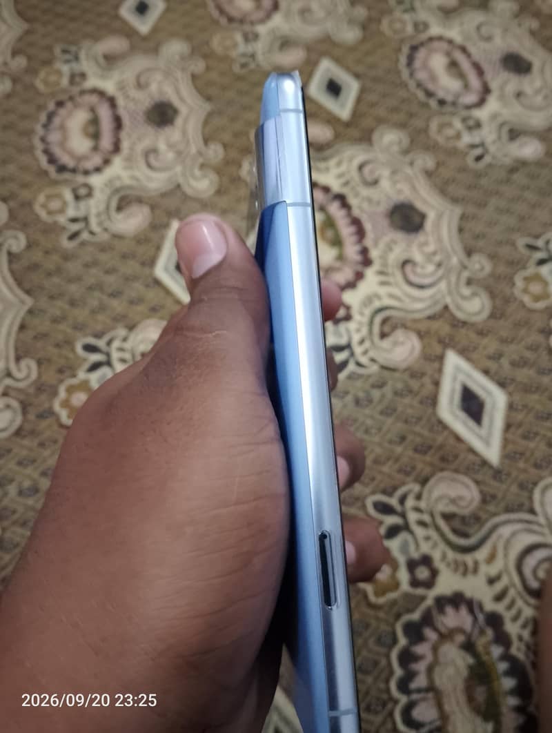 Google Pixel 8 Pro 4