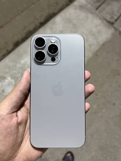 Apple iPhone 15 Pro Max