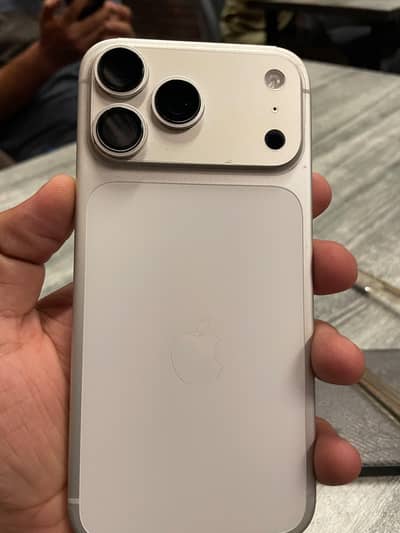 Apple iPhone 17 Pro Max