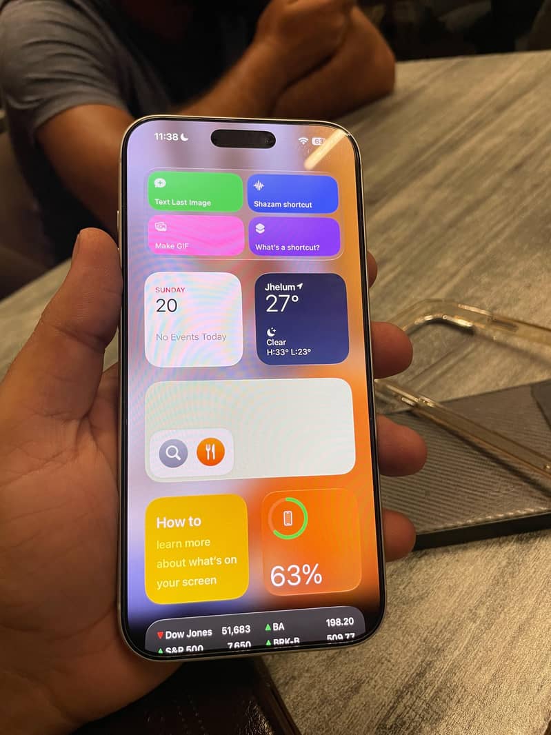 Apple iPhone 17 Pro Max 5