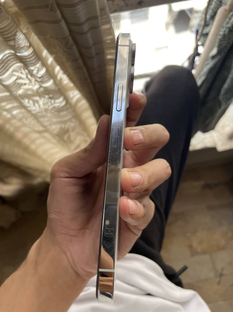 Iphone 13 pro max 2