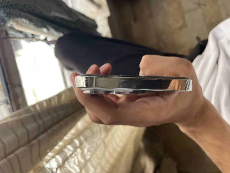 Iphone 13 pro max 5