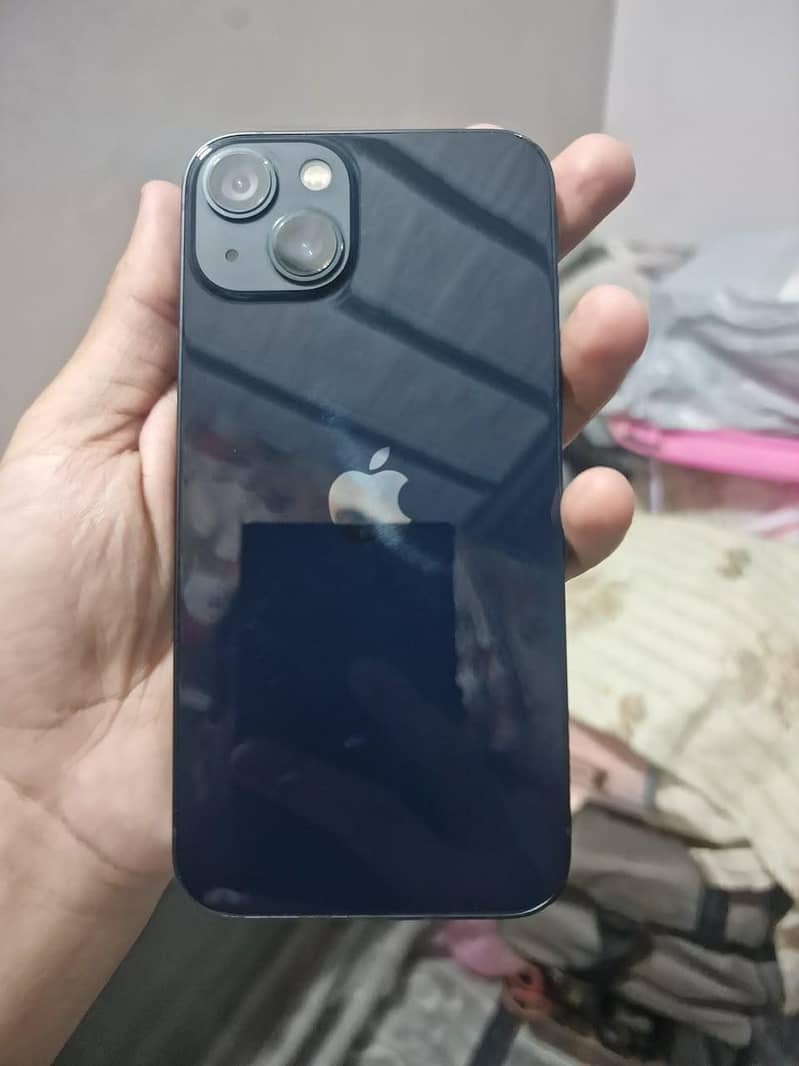 Apple iPhone 13 0