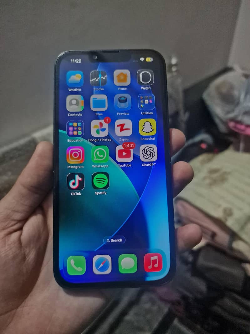 Apple iPhone 13 3