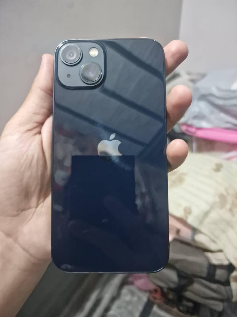 Apple iPhone 13 6