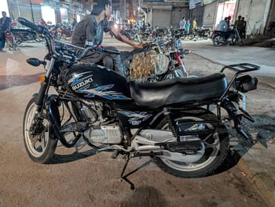 Suzuki GS150 Whatsapp 03121807194