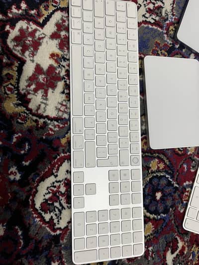 Apple Keyboard Magic 3 type c port
