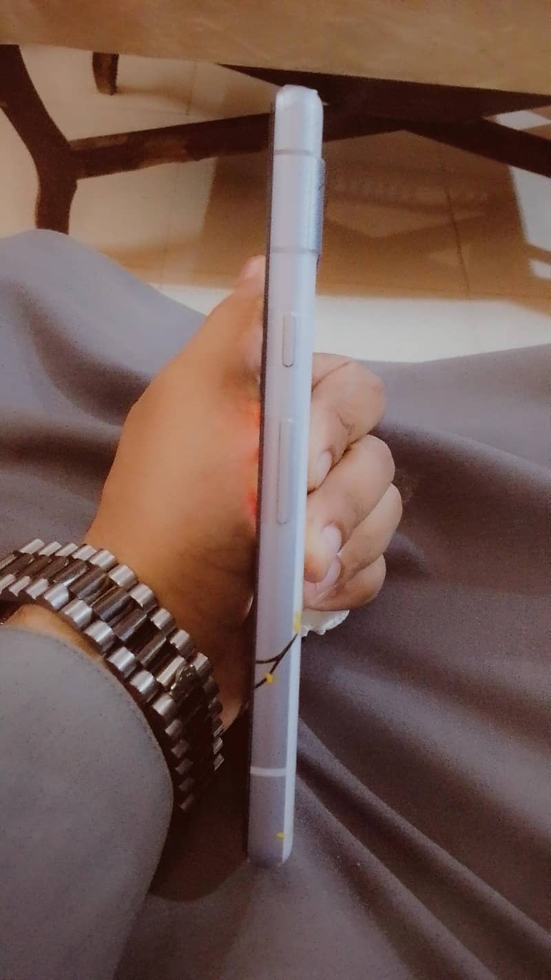 Google Pixel 7a 3