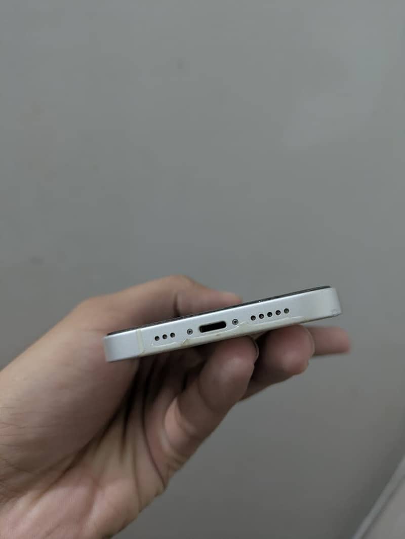 Apple iPhone 14 5
