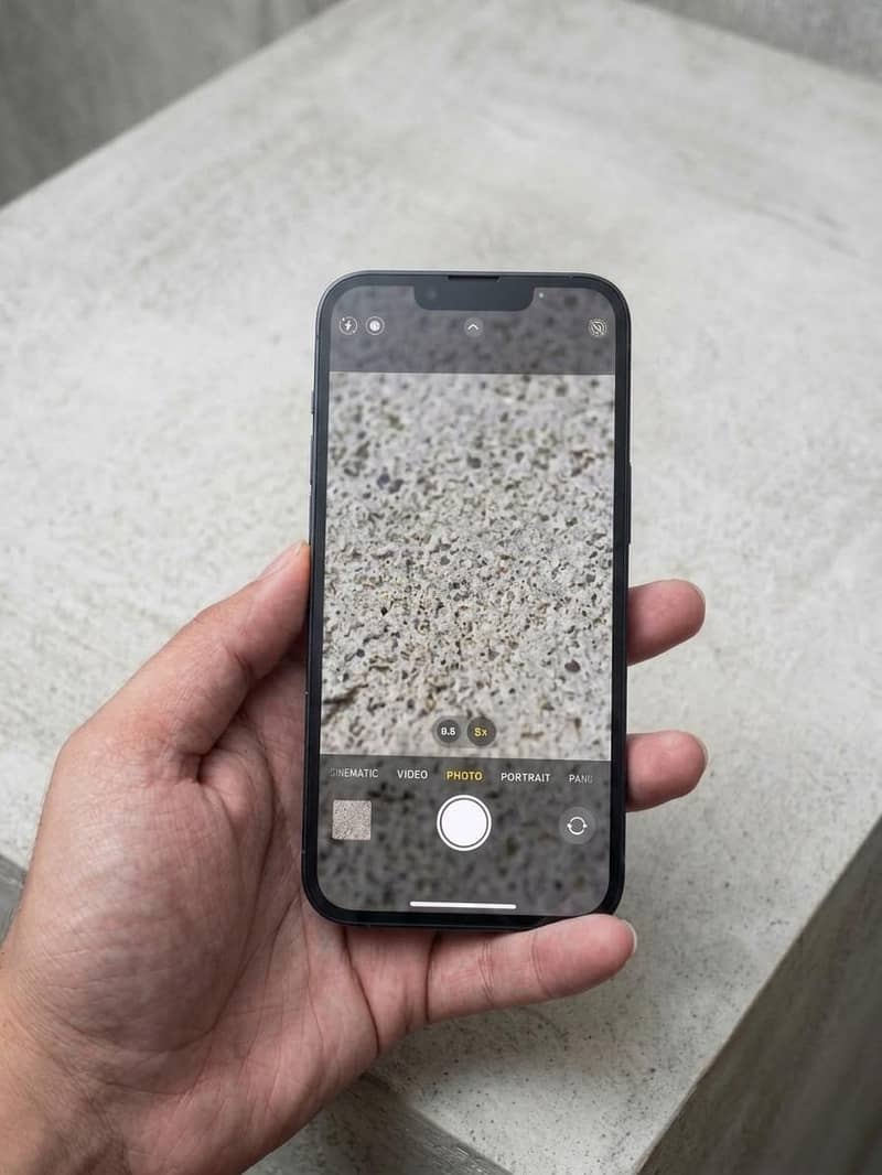 iPhone 14 2