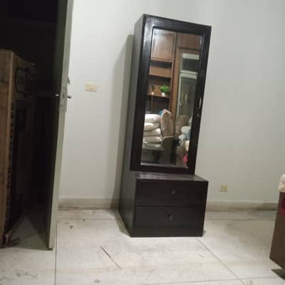 customize dressing table