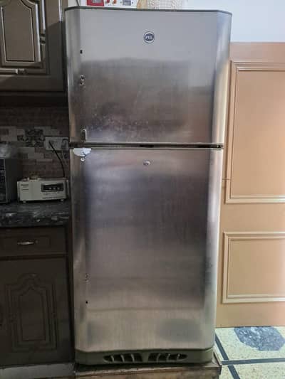 Refrigerater 8.5/10