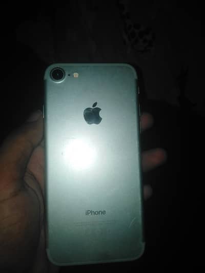 Apple iPhone 7