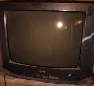 2 TV LG Original urgent sell
