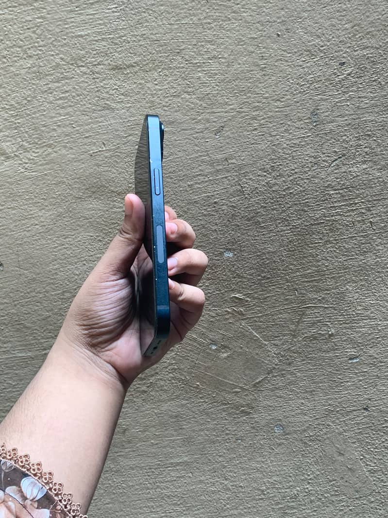 IPhone 14 jv 7