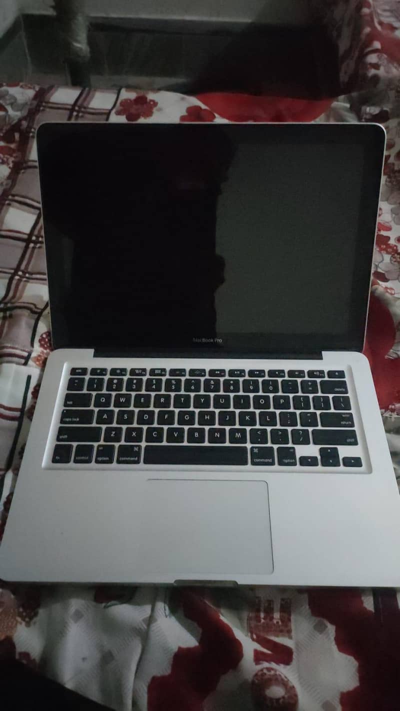 MacBook pro 11 generation 0