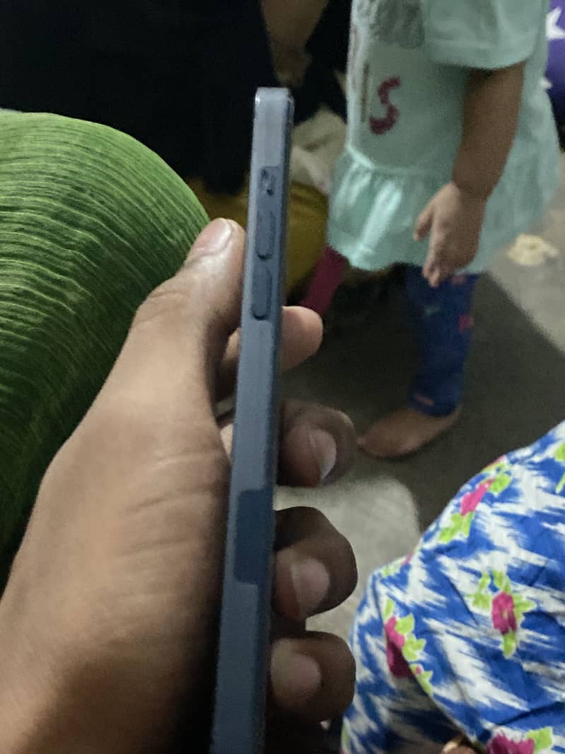 Apple iPhone 14 Plus 2