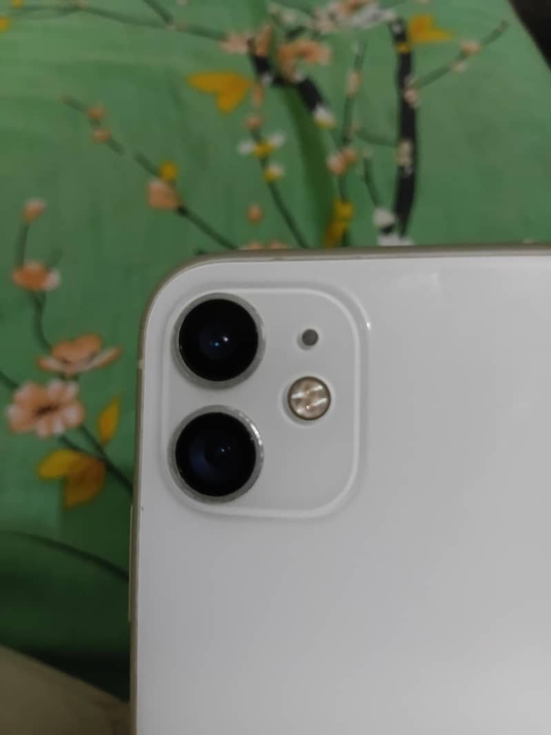 Apple iPhone 11 1