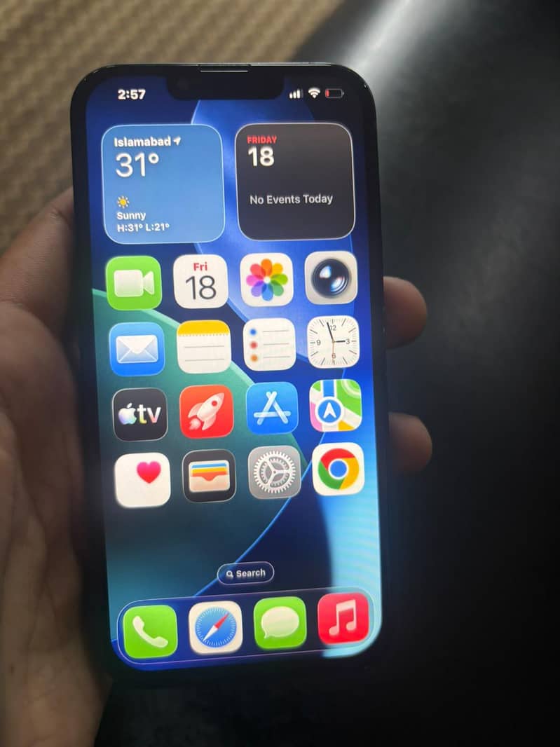 Apple iPhone 13 2
