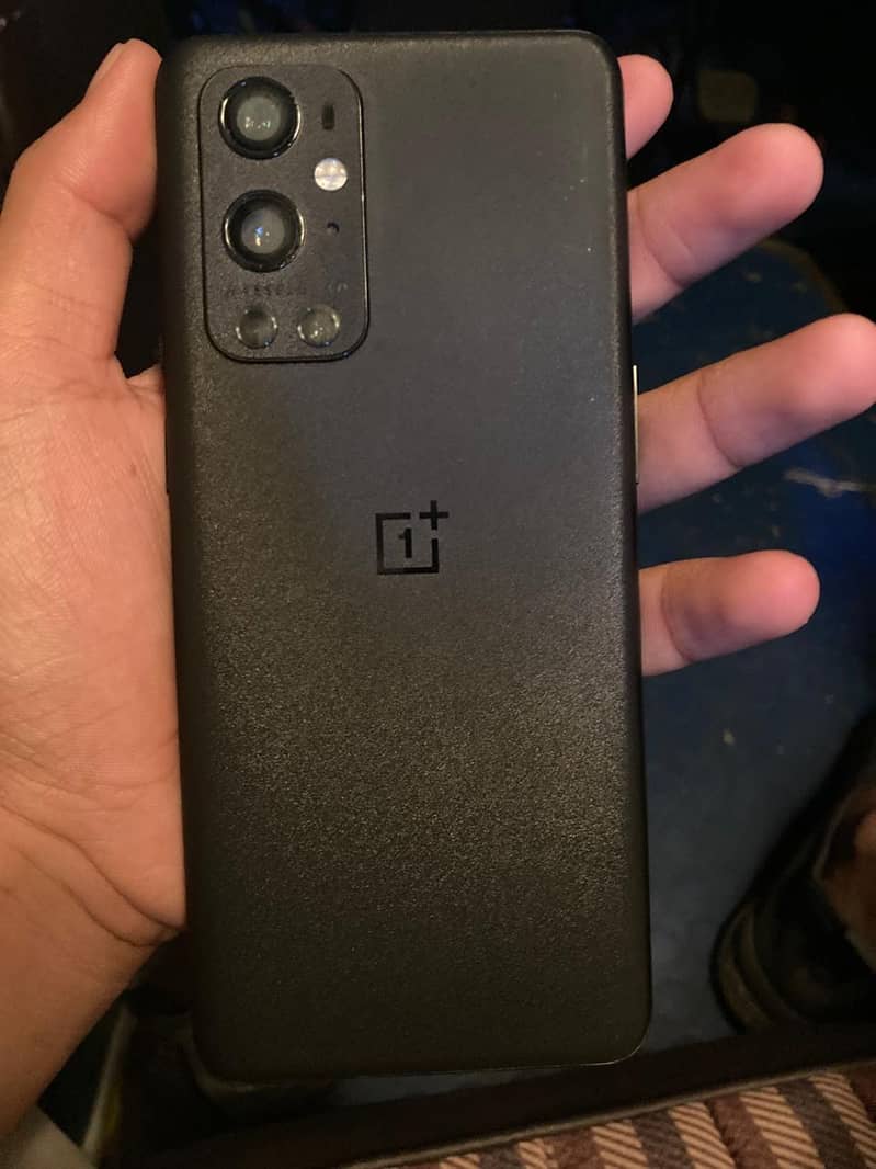 One Plus 9 Pro 6