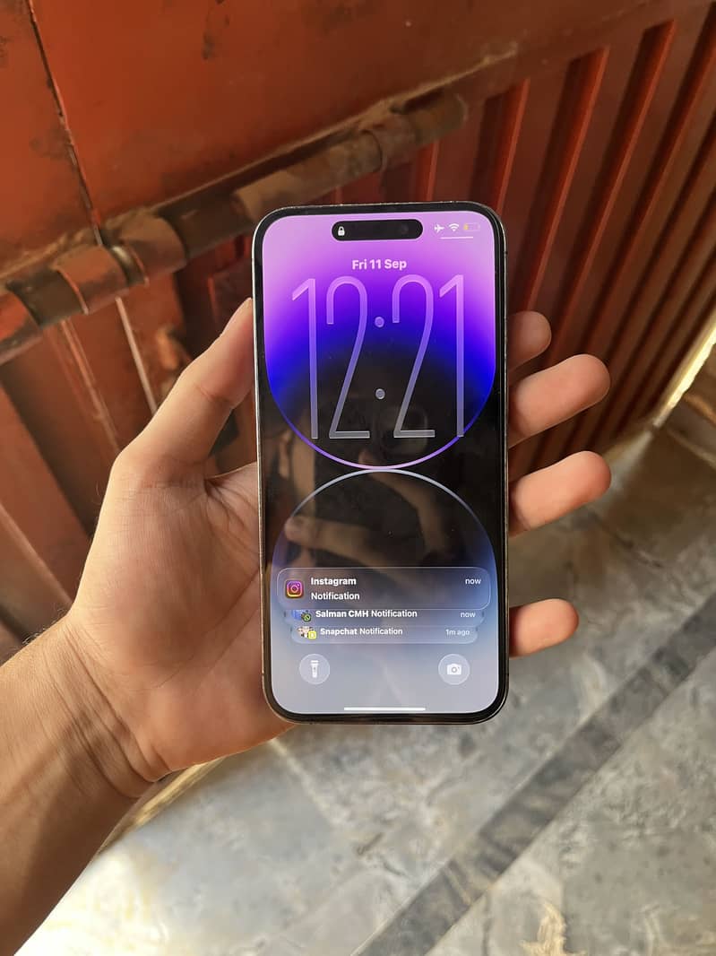 Apple iPhone 14 Pro Max 3