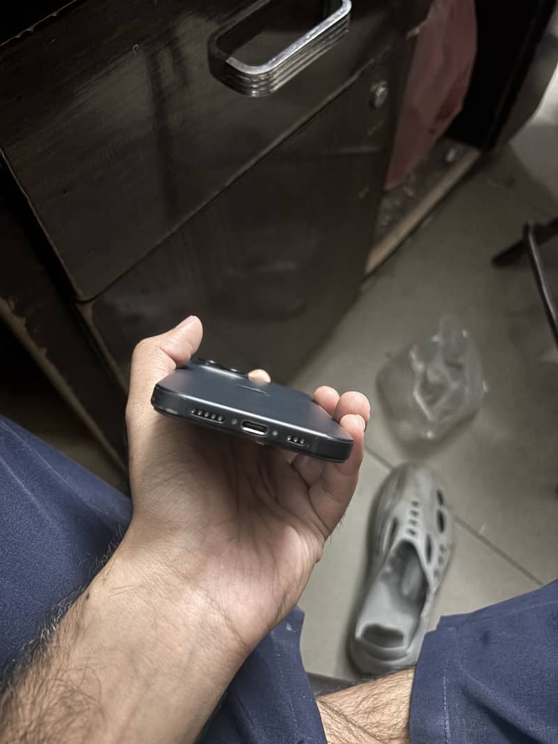 Apple iPhone 15 1