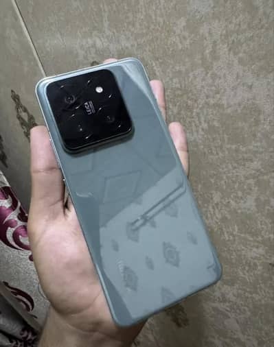 Xiaomi Mi 14 Pro
