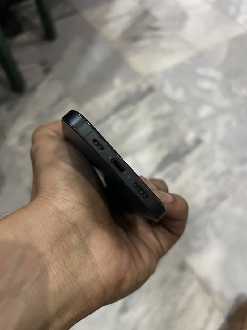 iPhone 12 Pro 3