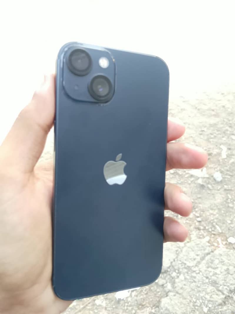 Apple iPhone 13 3