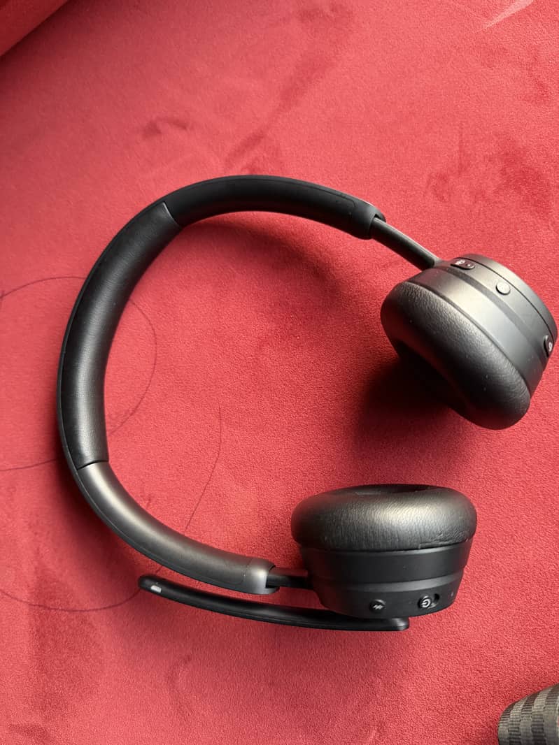 Microsoft Modern - Wireless Headset 0