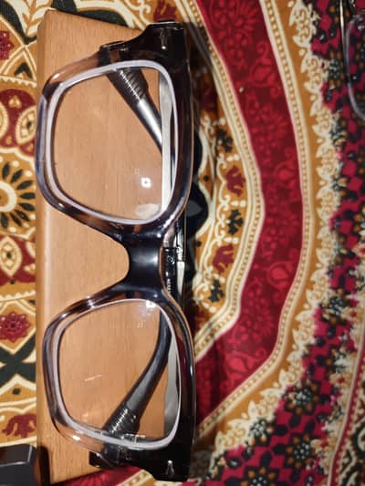 Brand new glasses | plastic body