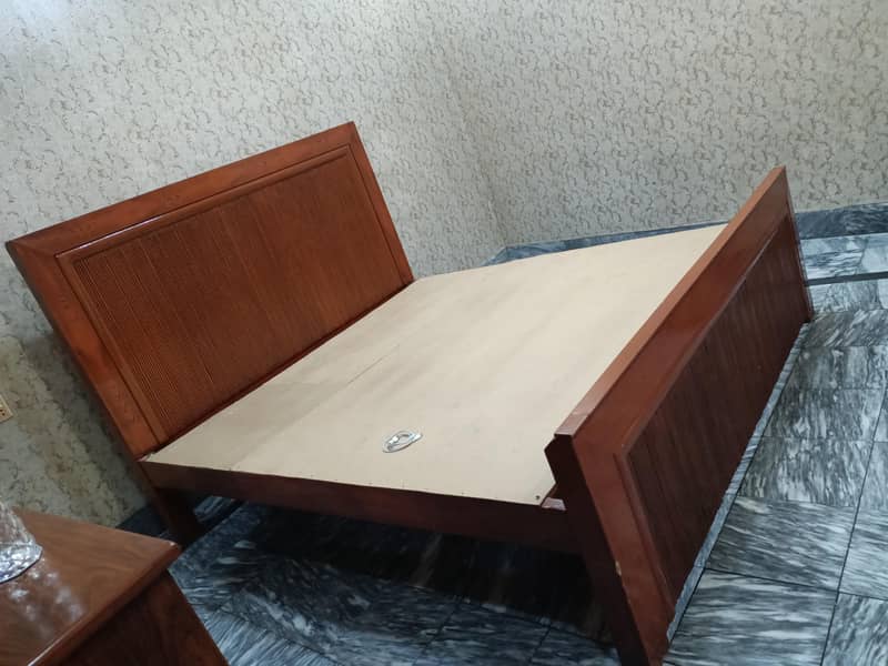 king size bed 1