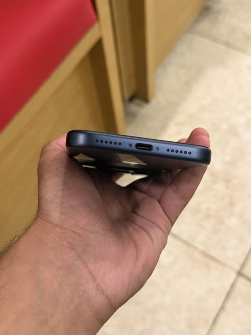 Apple iPhone 17 Pro Max 3