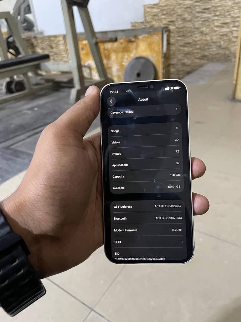 iPhone 12 3