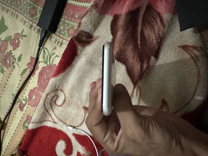 Apple iPhone SE 7