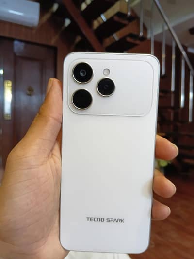 Tecno Spark 40