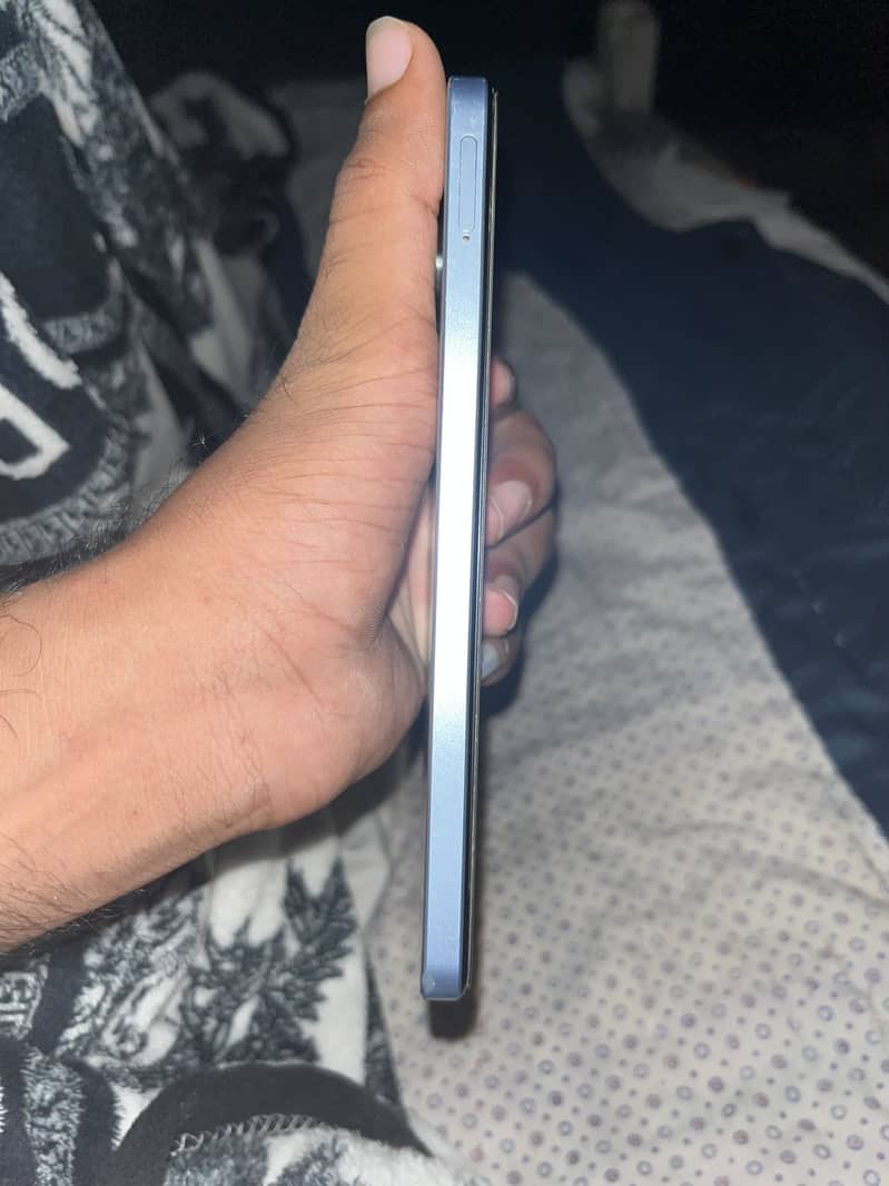 Realme note 60 7
