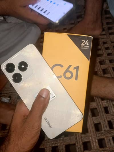 Realme C61