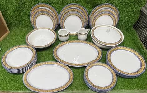 CHINI DINNER SET ( BONE CHINA )