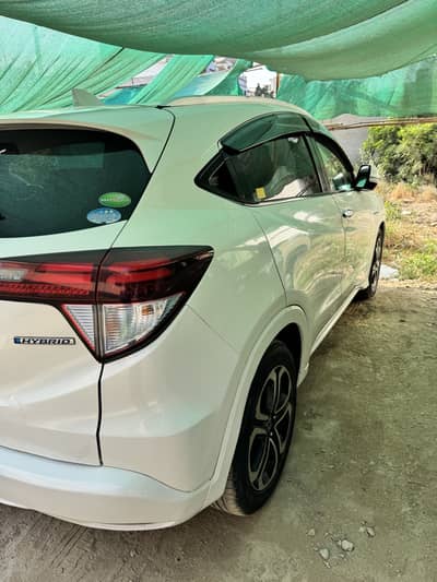Honda Vezel Z Sensing 2015 - White
