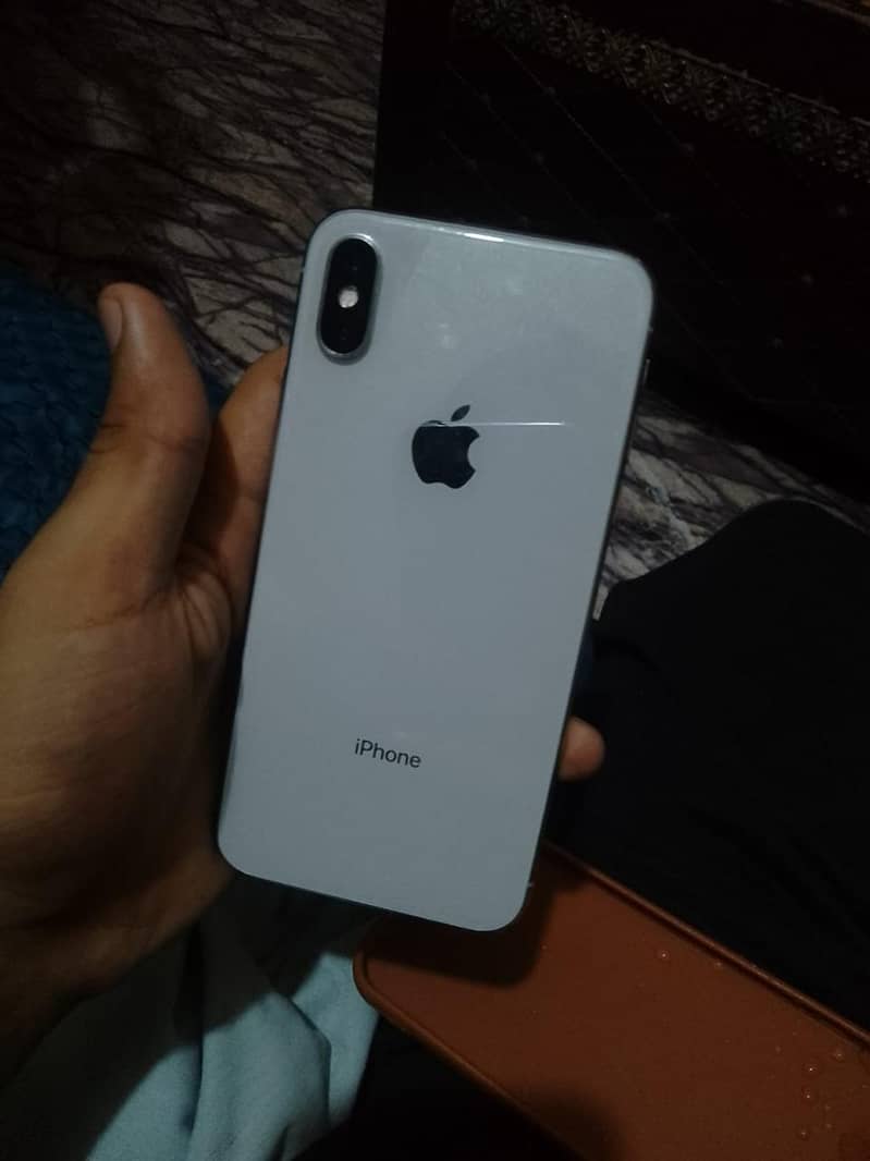 Apple iPhone X 5