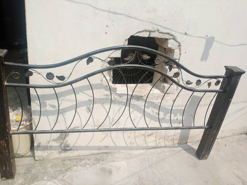 double bed 0