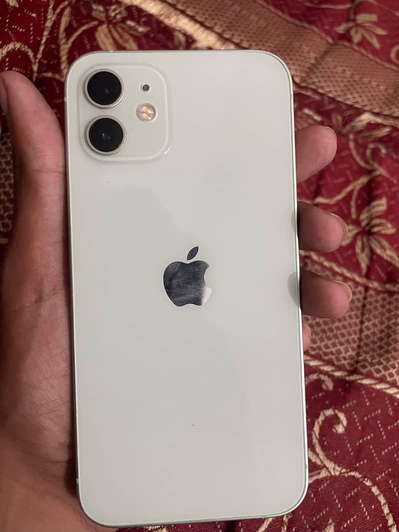 Apple iPhone 12 0