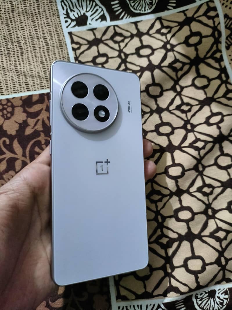 One Plus Ace 5 1