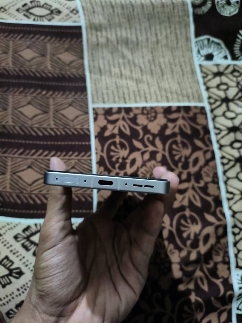 One Plus Ace 5 4
