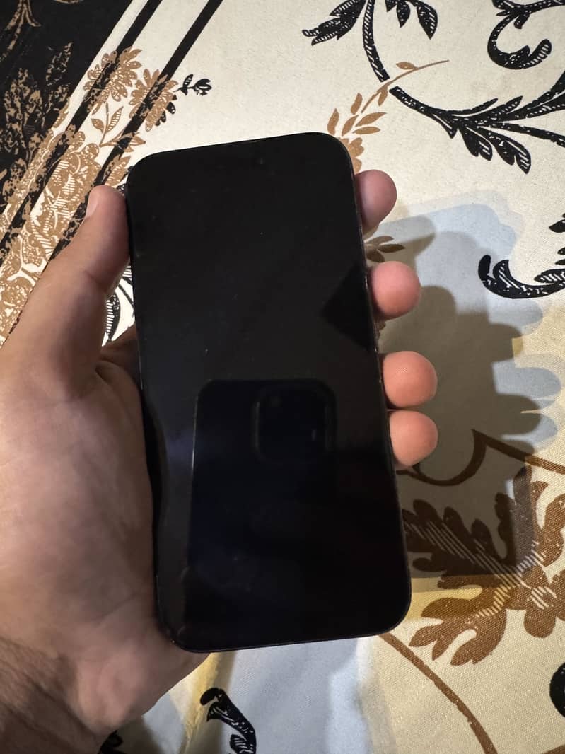 Apple iPhone 15 Pro 1