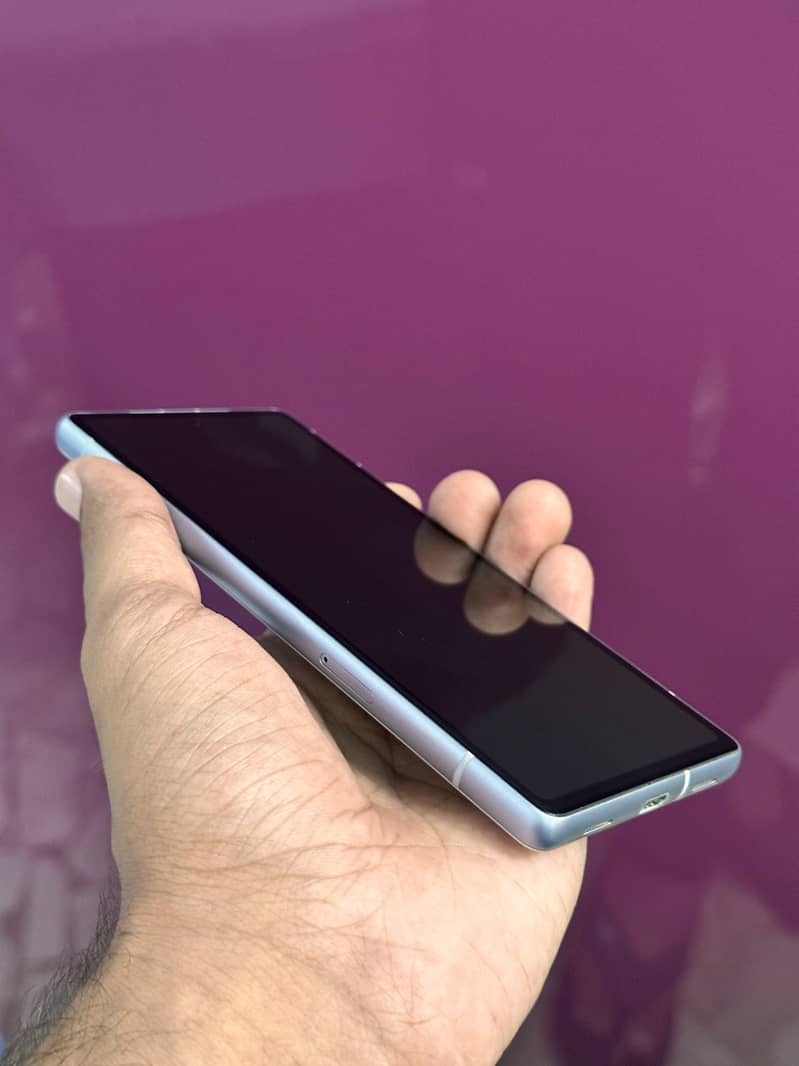 Google Pixel 7a 2